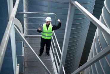 water tank cleaning